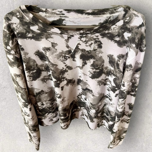 Forever 21 Tie Dye Tee - Picture 2 of 4